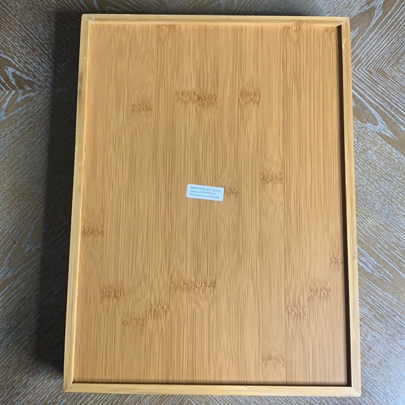 BEE & WILLOW HOME (Acaia) + BAMBOO 5 Sectional Tray For Flatware - Picture 5 of 6